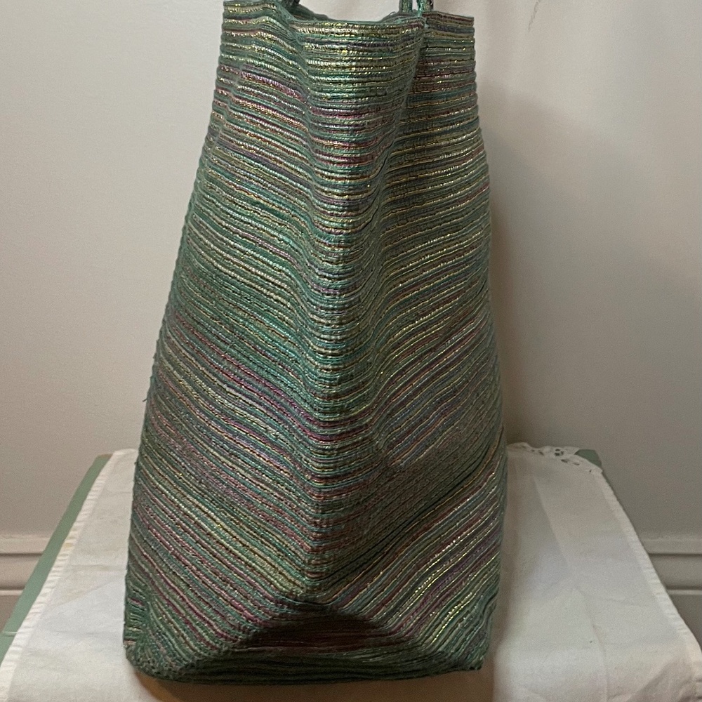 ❌ SOLD! Sea green pink gold metallic wicker tote! - Picture 10 of 14